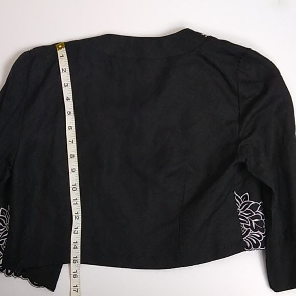 K Petite Collection black white Embroidered Jacket - Picture 6 of 7
